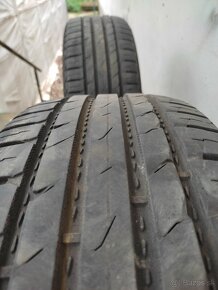 Nokian 225/65 R17 - 2