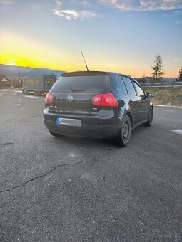 Golf 5 - 2