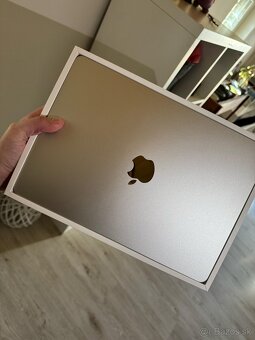 MacBook Air - 2