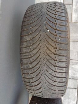 PREDAJ  ZIMNÝCH  PNEUMATÍK  205/55 R 16 - 2