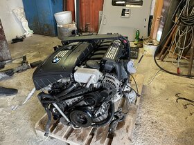 Motor BMW N53B30 - 2