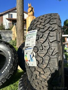 BF Goodrich All Terrain LT 235/75 R15 - 2