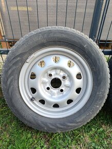 Zimné pneu na diskoch 165/70R13 - 2