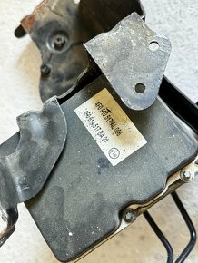 ABS kocka na AUDI A6 C6 - 4F0910517AL006 - 2