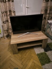 SAMSUNG TV - 2