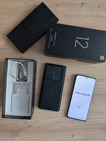 Predám Xiaomi 12 Pro 5G 8GB/256GB - 2