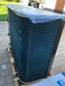 Tepelné čerpadlo DAIKIN Altherma 3HT EPRA 14 kW + závesná je - 2