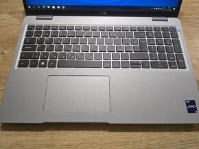 Nepouzivany DELL 5531 s i7 16GB RAM A Geforce MX550 grafikou - 2