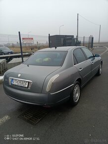 Lancia Thesis - 2