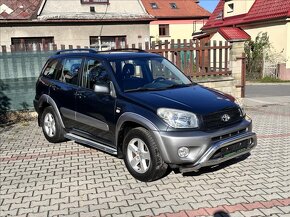 Toyota RAV4 2.0i 16V 4x4 110kW 2005 149366km TAŽNÉ - 2