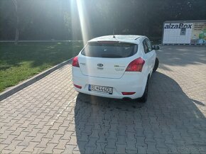 Kia pro ceed 1.6 CRDI r.v. 2010 - 2