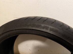 Pirelli P ZERO 225/35 R19 88 Y - 2