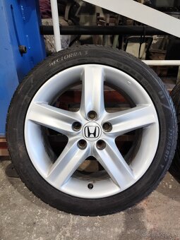 5x114,3 R17 Honda civic typeS - 2