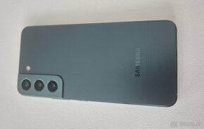 Samsung Galaxy S22 - 2