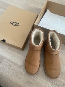 Dámske UGG essential mini veľkosť 38 - 2