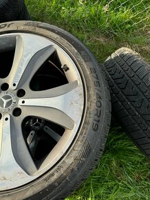 Zimne Komplety Mercedes dvojrozmer 275/40-245/45 r19  5x112 - 2