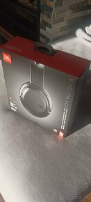 JBL tour one M2 - 2