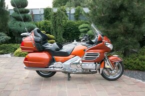 Honda Goldwing GL 1800 - 2