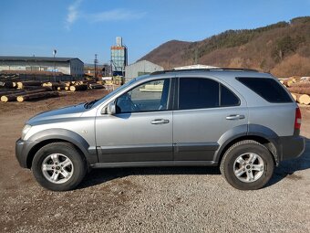 Kia Sorento - 2