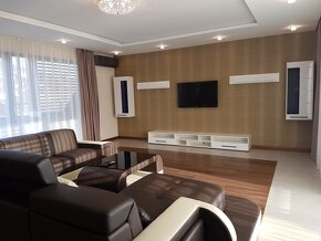 PRENÁJOM- Jedinečný, luxusný byt 148 m2 s terasami a parkova - 2