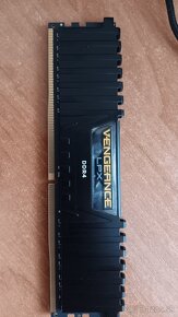 RAM 2×8GB, DDR4 - 2