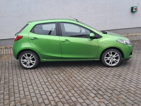 Mazda 2 de - 2