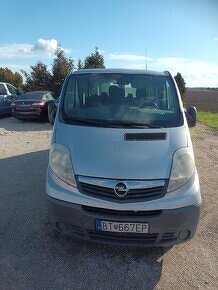 Opel Vivaro 9 miestne - 2