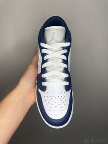 Air Jordan 1 Low Midnight Navy - 2