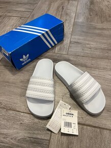 Adidas Adilette šľapky - 2