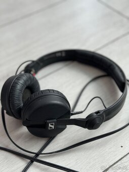 Sennheiser HD 25 - 2