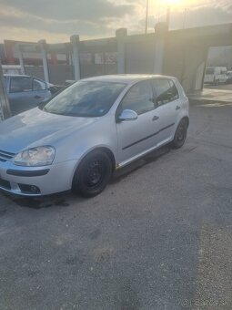 VOLKSWAGEN GOLF 5 1.9 TDI - 2