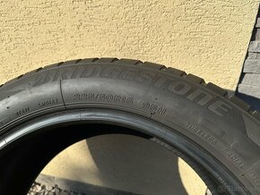 225/50 R18 95H RFT zimné BRIDGESTONE - 2