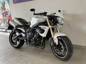 Triumph Street Triple - 2