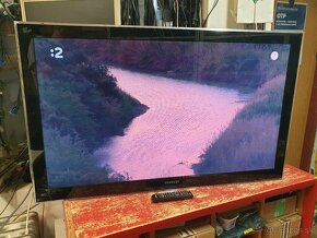 46"  LED  TV  SAMSUNG - 2