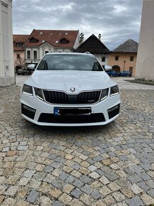 Škoda Octavia Combi RS 135kW 4x4 DSG - 2