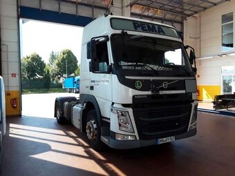 Volvo FM 450 Globetrotter-4x2–Tahač+Sklápěcí hydraulika-Hyva - 2