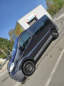 Opel Vivaro - 2