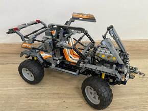 Lego Technic 8297 Off Roader - 2