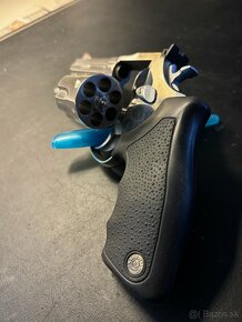 Revolver TAURUS 669 4" 357 magnum - ZNÍŽENÁ CENA - 2