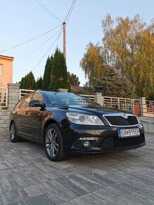 Škoda Octavia Combi 2.0 TDI CR DPF RS - 2