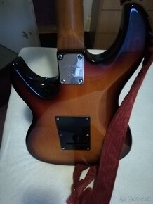 Stratocaster Sire Larry Carlton S7 - 2