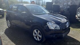 Nissan Qashqai 2.0 benzin 4x4 6MP,bohata vybava,TEKNA - 2