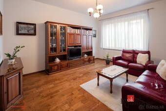 Dom priamo v centre s 2 bytovými jednotkami, 563m2, Piešťany - 2