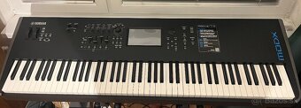 YAMAHA MODX 8 - 2