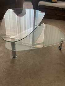 Predám sklenený konferencny stolik - 2
