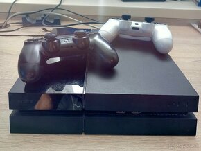 Playstation 4 - 2