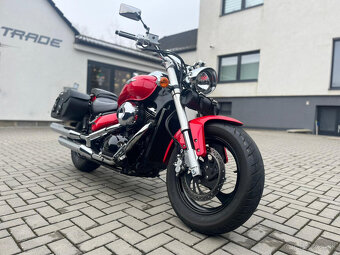 Suzuki Intruder M800 - 2