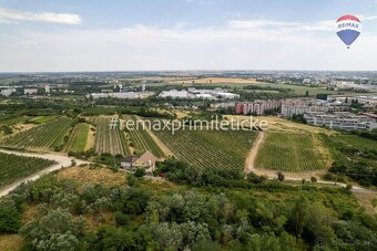 Predaj pozemku v Rači 1 590 m2 - 2