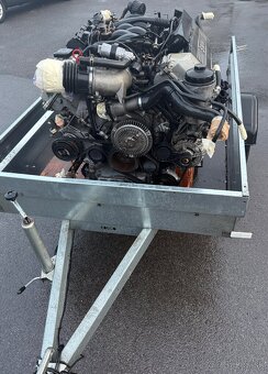 Motor +prevodovka a zvody BMW GD81 model E32 740iL - 2