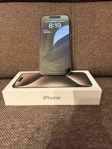 iPhone 15 Pro 256GB Natural Titanium - 2